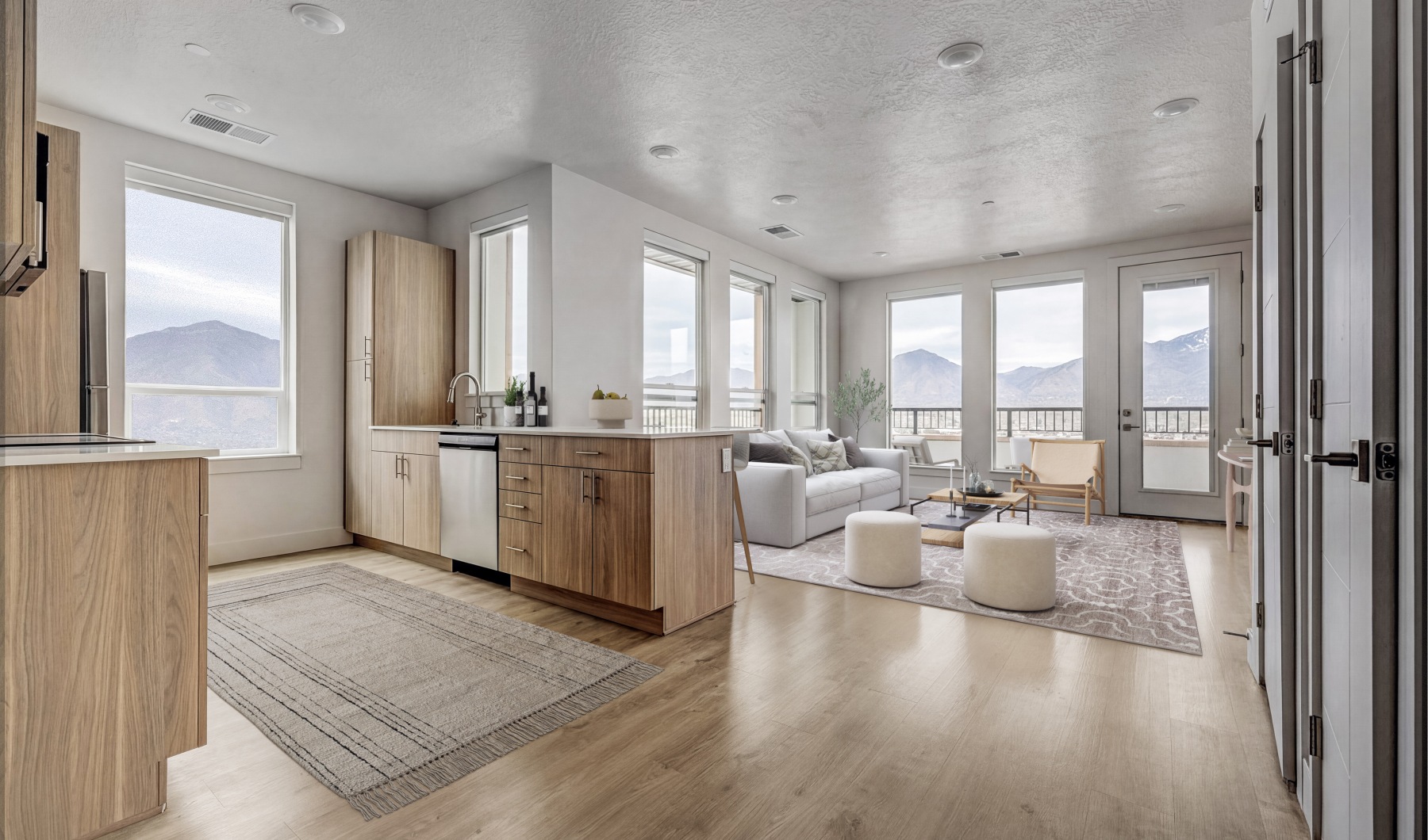 A spacious luxury apartment in Murray, Utah